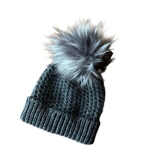 BA-BO Italian Wool Faux Fur Pom Pom Hat NWT
